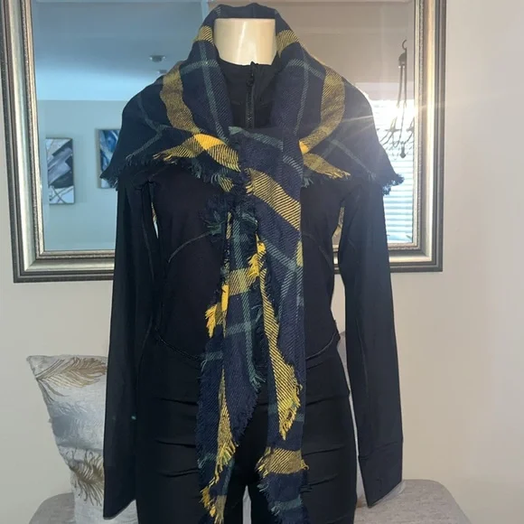 Autumn Winter Female Plaid Scarf - Picture 3 of 7